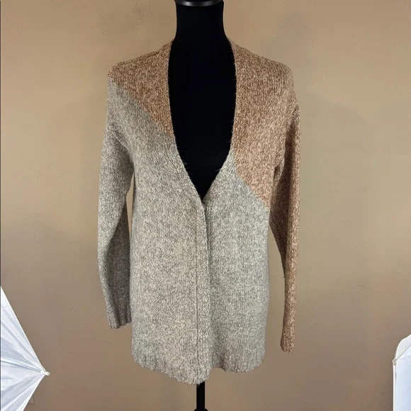 CAbi Tilt Cardigan Cotton Blend Oversized Sweater Tan and Gray XXS - Picture 15 of 15